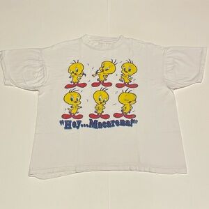 VINTAGE LOONEY TUNES TWEETY MACARENA OVERSIZED T SHIRT (LARGE)